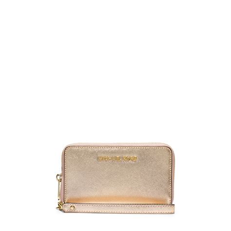 michael kors jet set travel smartphone wristlet